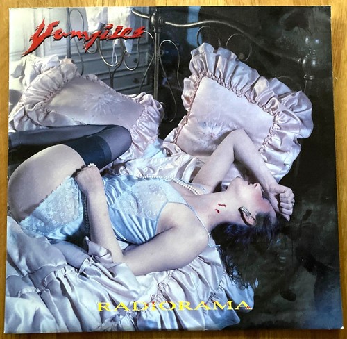 Radio rama vampires - vampires, ***